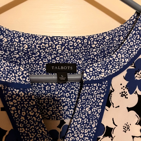 Talbots blouse - Picture 2 of 4